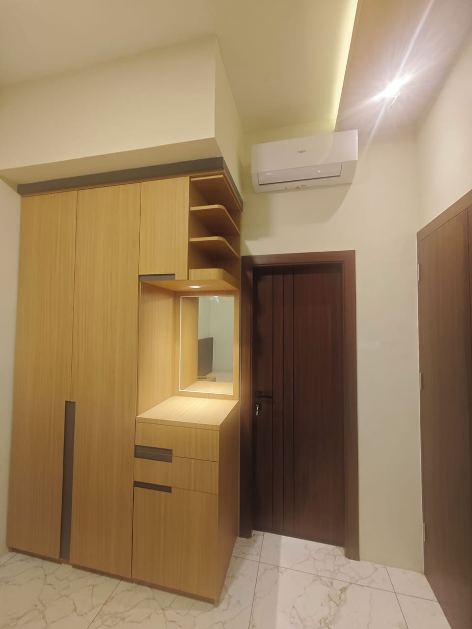 Villa | Desk, free WiFi