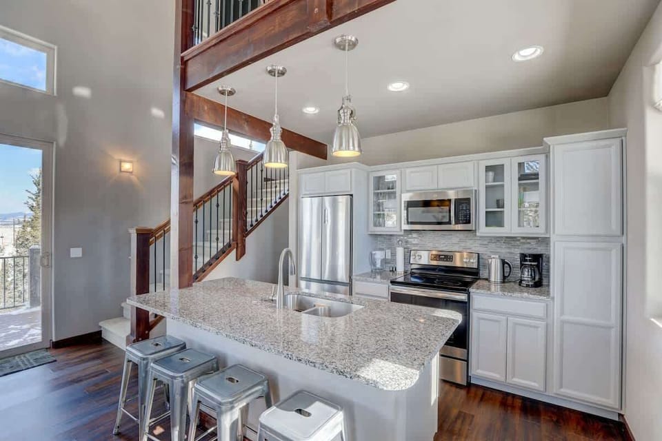 Fully stocked kitchen