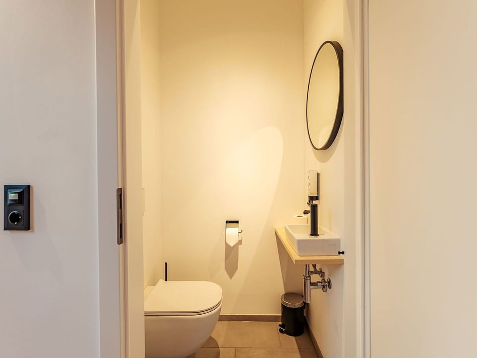 Interior Design, Wall, Flooring, Plumbing Fixture, Floor, Wood, Bathroom, Toilet, Toilet Seat, Plumbing