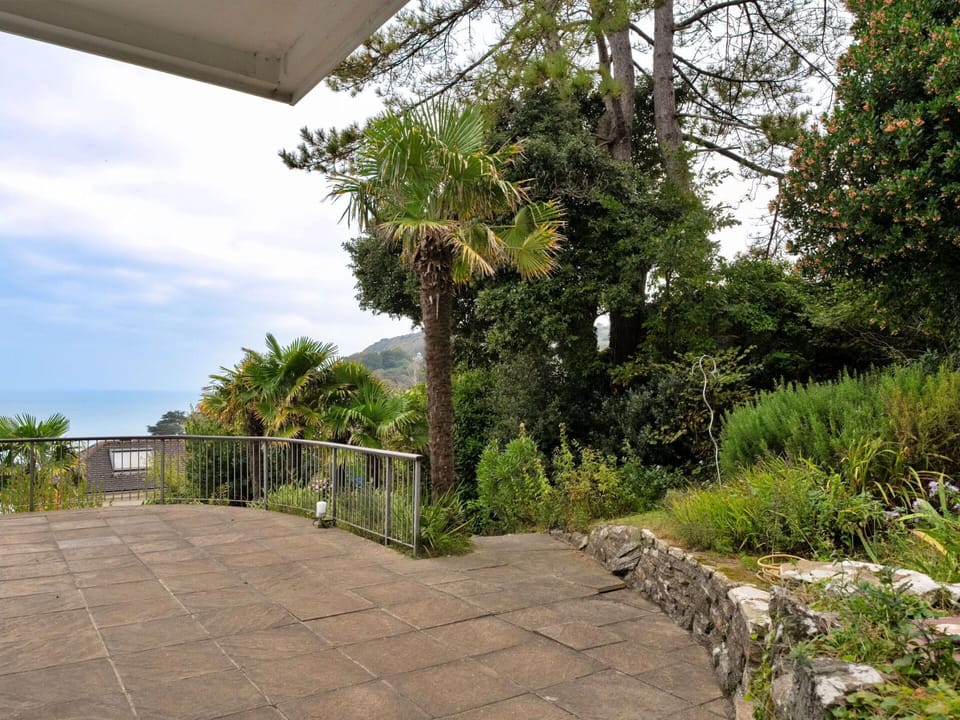 City, Apartment, Human Settlement, Resort, Condominium, Hotel, Resort Town, Swimming Pool, Seaside Resort, Eco Hotel