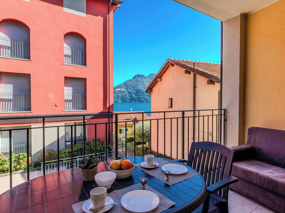Apartment, Balcony, Mountain Range, Resort, Resort Town, Villa, Ridge, Hotel, Eco Hotel