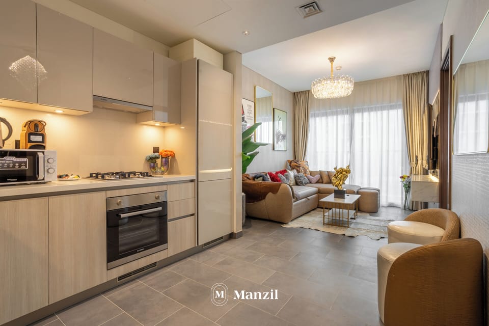Luxury Apartment, Balcony, City View | Living area