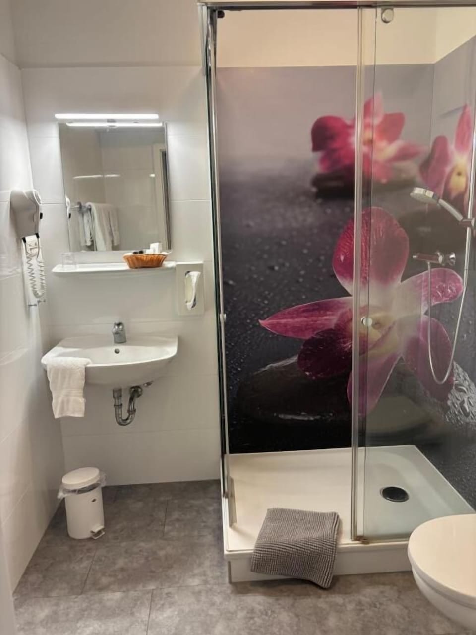 Shower, free toiletries, hair dryer, soap