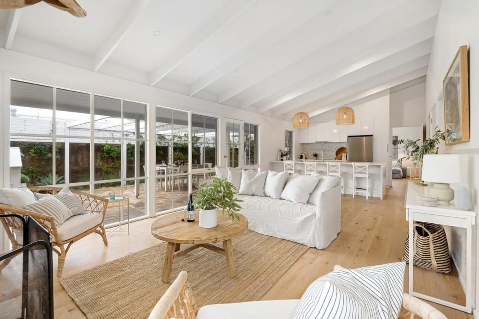 Open Plan Living and Kitchen Area 