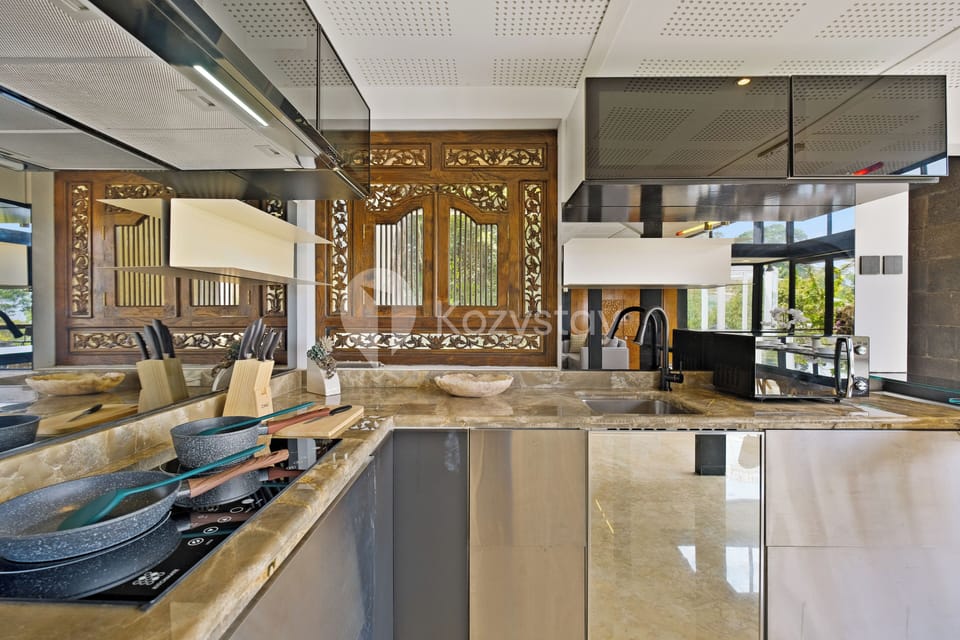Villa, 4 Bedrooms, Mountain View | Private kitchen | Full-size fridge, microwave, stovetop, rice cooker