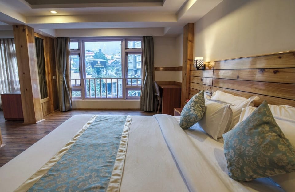 Premium Room, Balcony, Mountain View | In-room safe, desk, soundproofing, iron/ironing board (on request)
