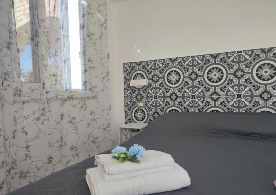 Standard Double Room, Patio, Courtyard View | Free WiFi