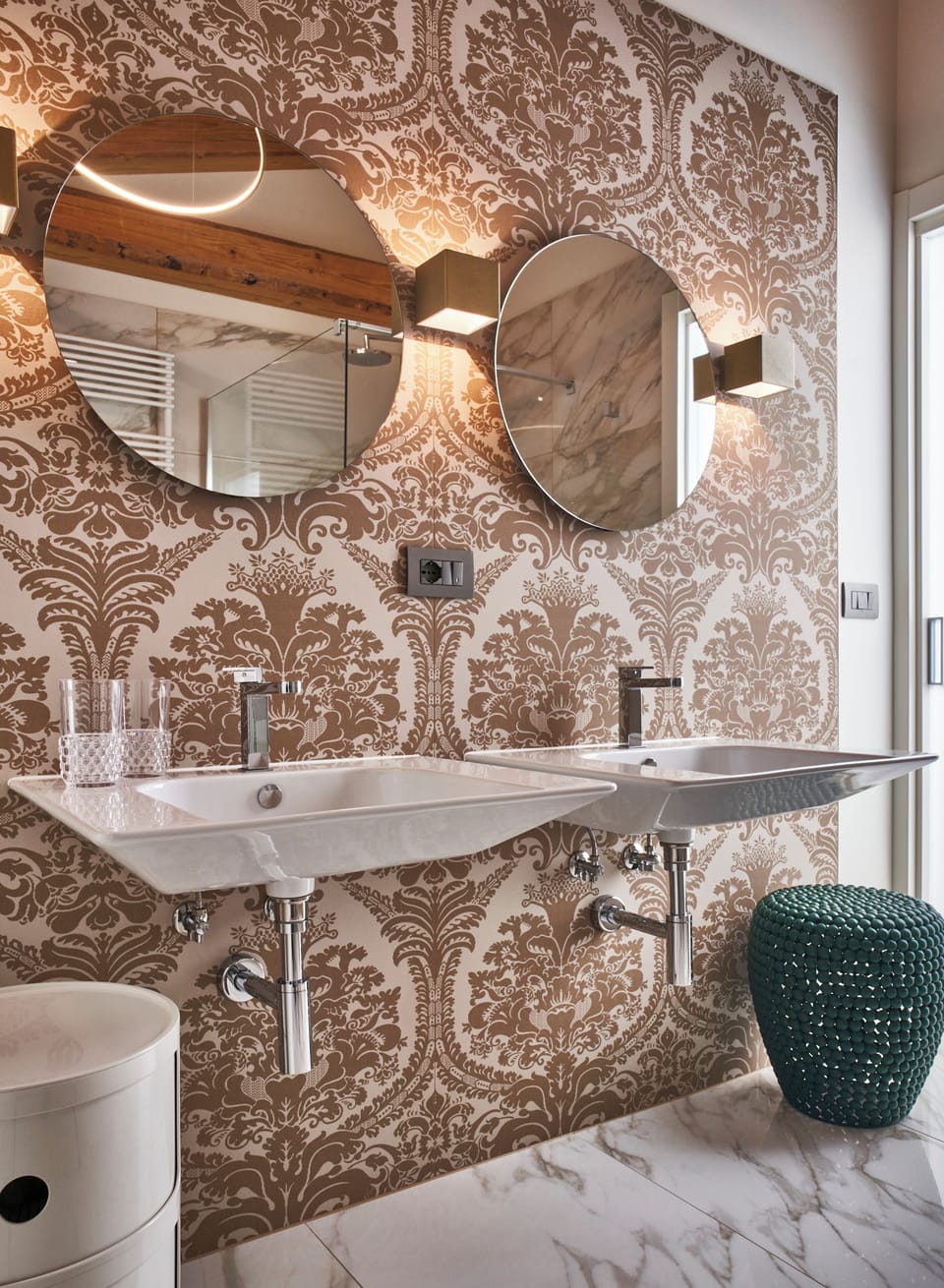 Superior Double Room, Pets Allowed, Garden View | Bathroom | Shower, rainfall showerhead, free toiletries, hair dryer
