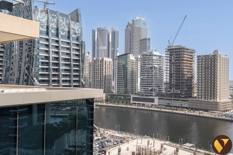 Luxury Apartment, Balcony, Canal View | Lake view