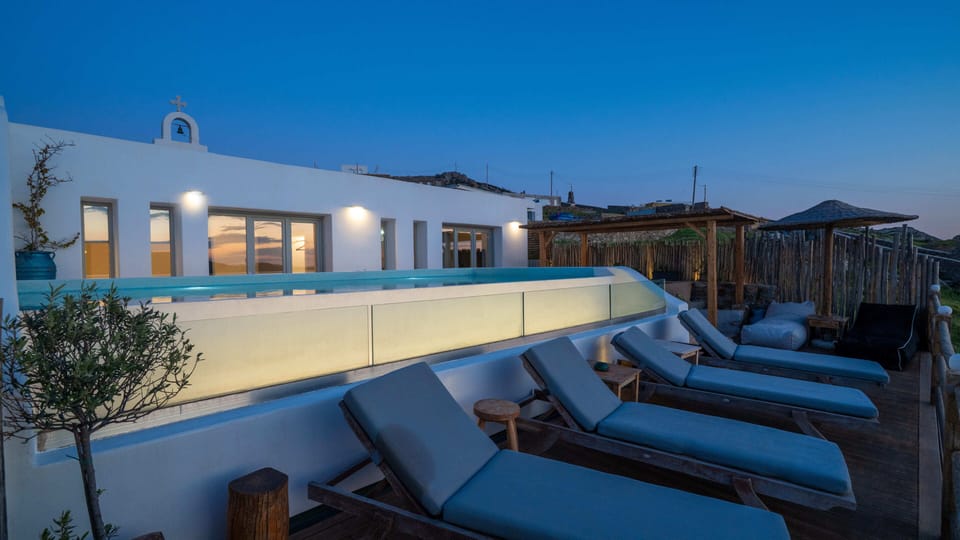 Private pool - Veranda