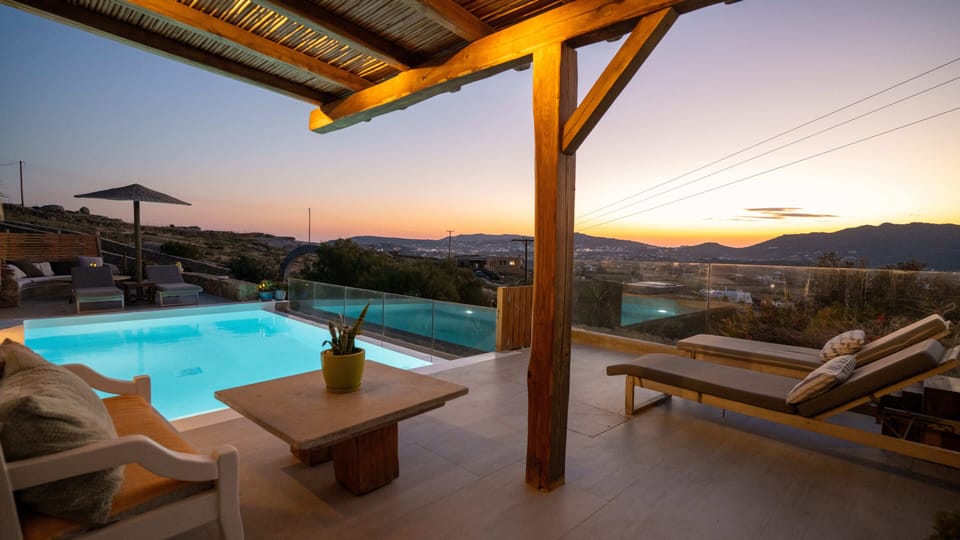 Private pool - Veranda
