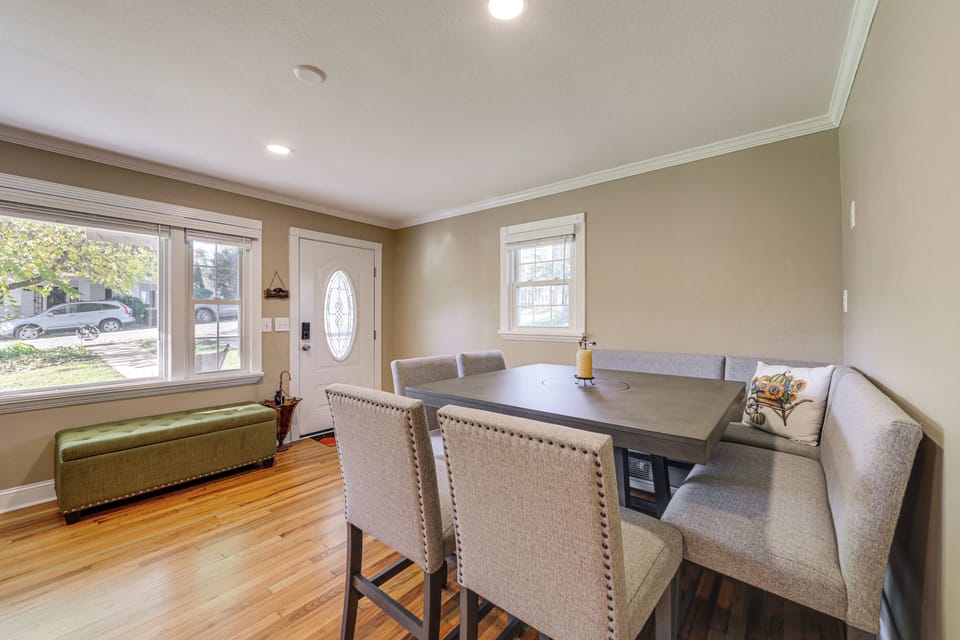 House (3 Bedrooms) | Interior