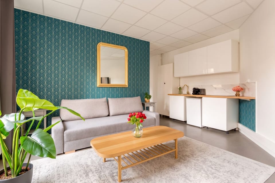 Apartment | Living area | 32-inch Smart TV with cable channels, Netflix, streaming services