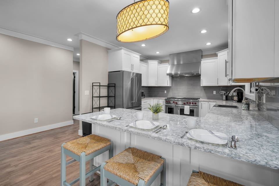 Plenty of storage within the kitchen