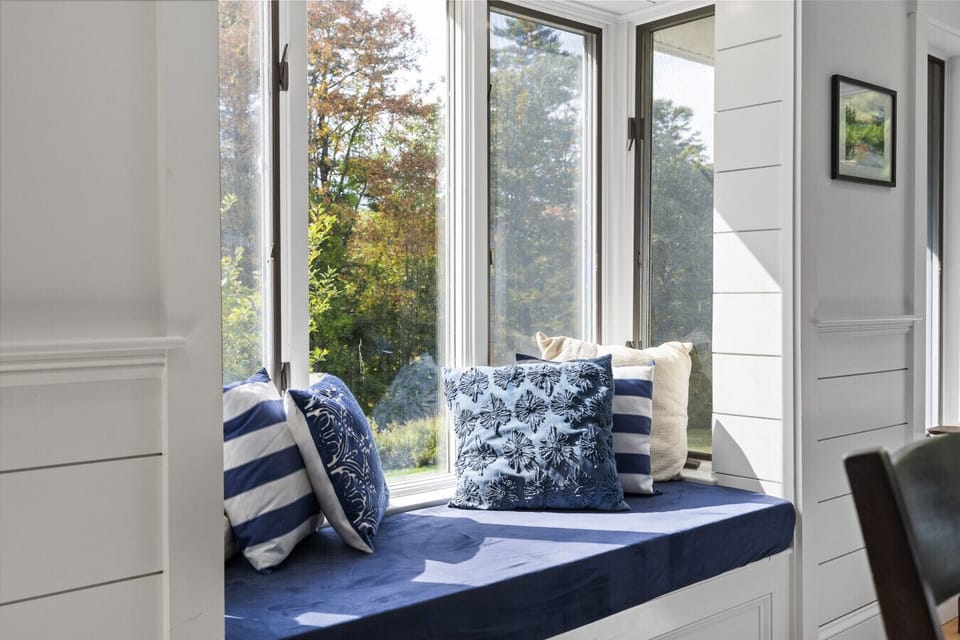 Bay window in dining room