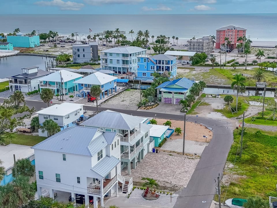 House, Multiple Beds (Harbor BayView) | Aerial view