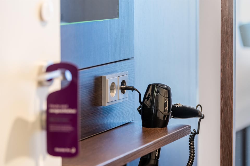 Standard Double or Twin Room | Room amenity