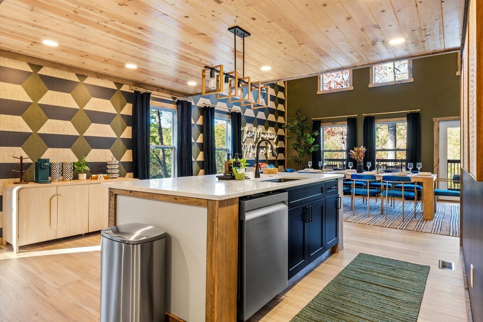 Open floor plan kitchen with more than enough counter and walking space