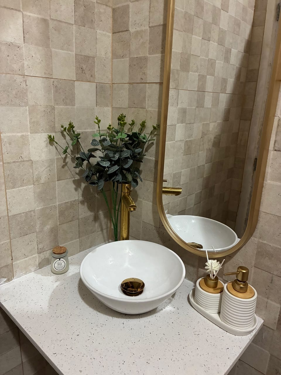 Comfort Double Room | Bathroom | Shower, slippers, soap, shampoo