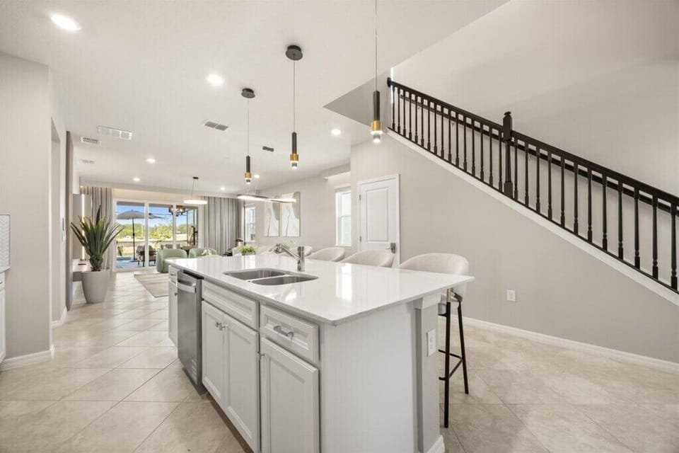 15843 Cape Coral Loop (9).jpg