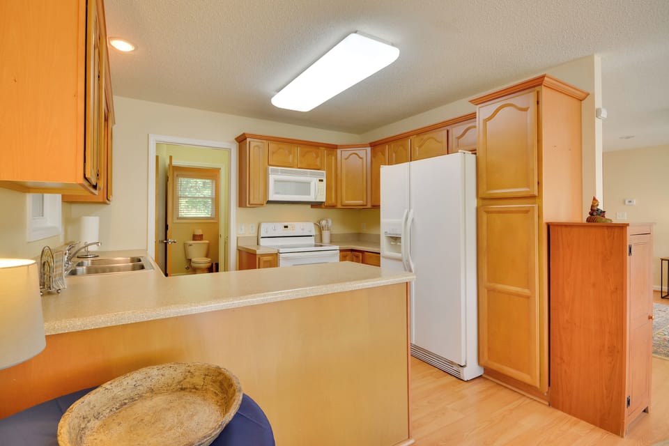 Kitchen | Dishwasher | Drip Coffee Maker