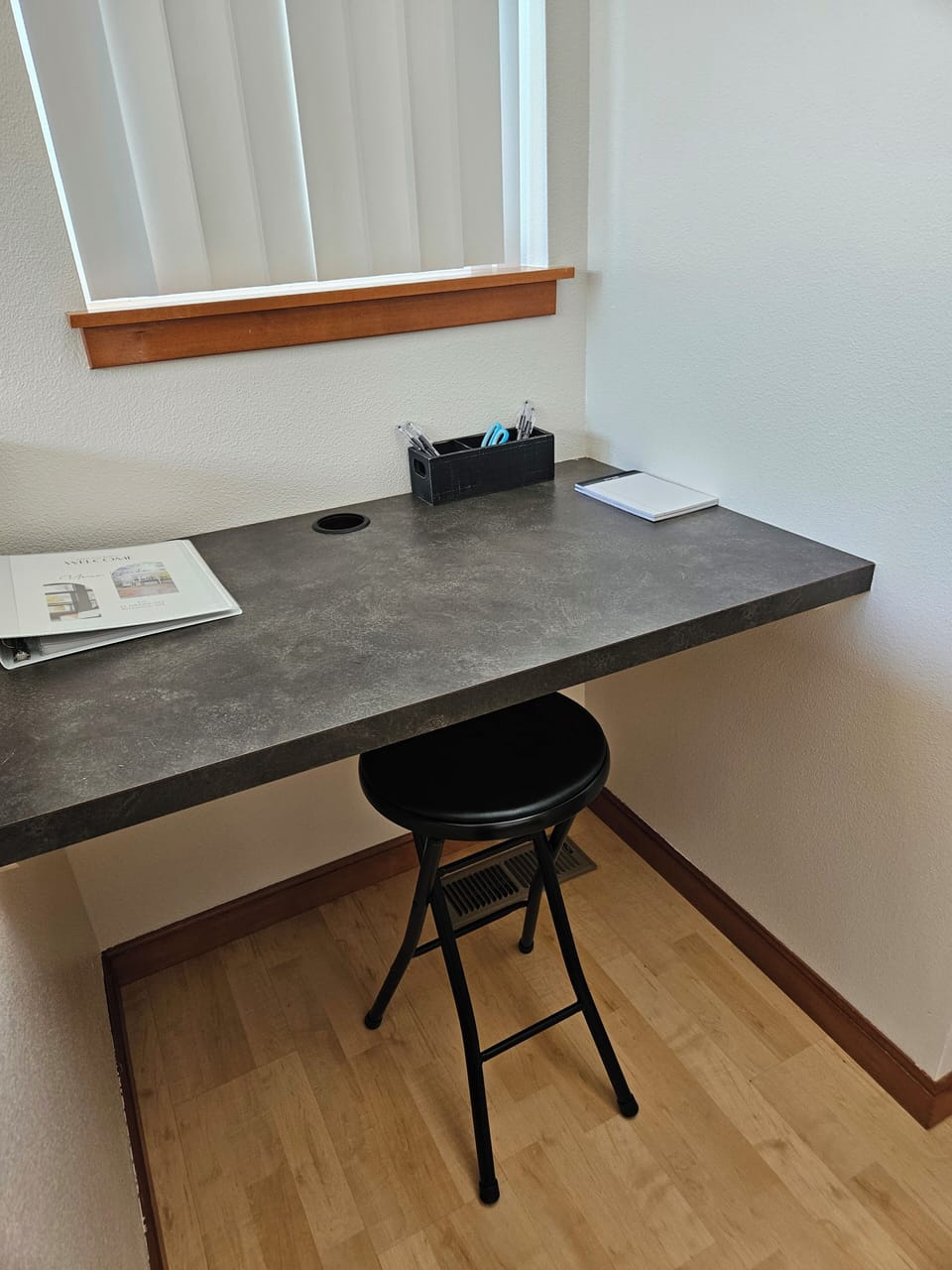 Work remotely with high-speed Wi-fi 