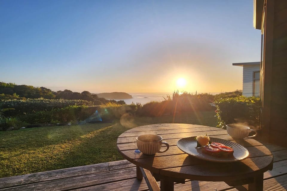 Sunrise at Cathedral Cove Escape