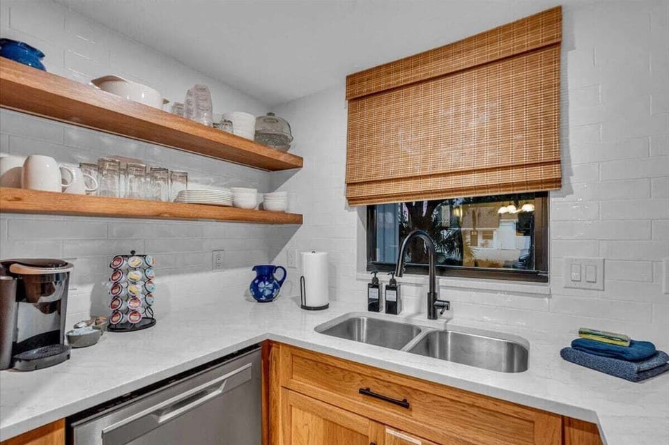 Keurig coffee maker and provided K cups, along with a dishwasher for easy clean up!