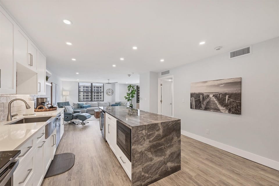 Gourmet Kitchen & Living room