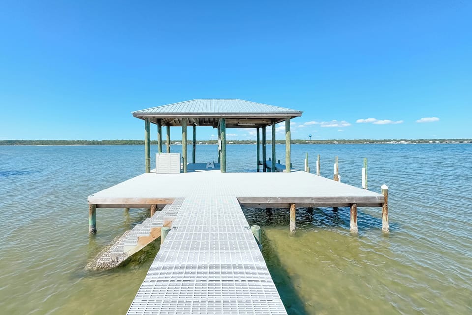 Your private pier with easy water access