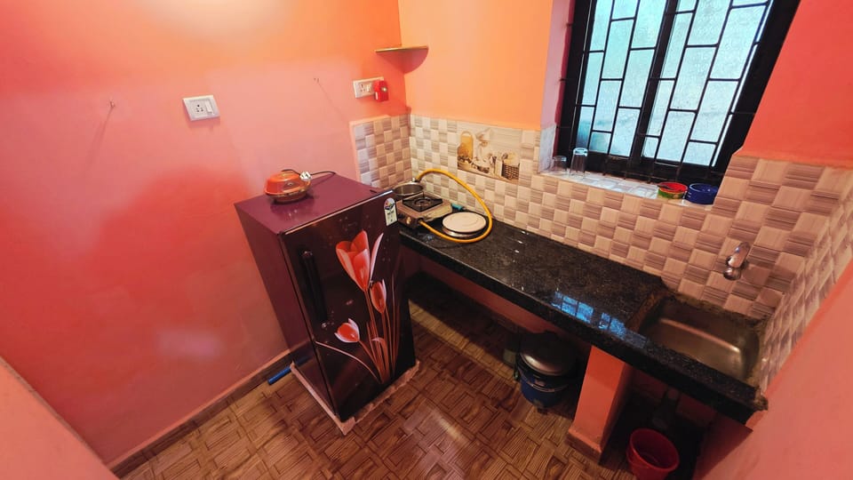 Basic Double Room, 1 Double Bed, Balcony, Garden View | Mini-refrigerator