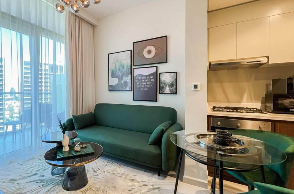 Deluxe Apartment, 1 Bedroom, Non Smoking | Living area | 65-inch flat-screen TV with satellite channels