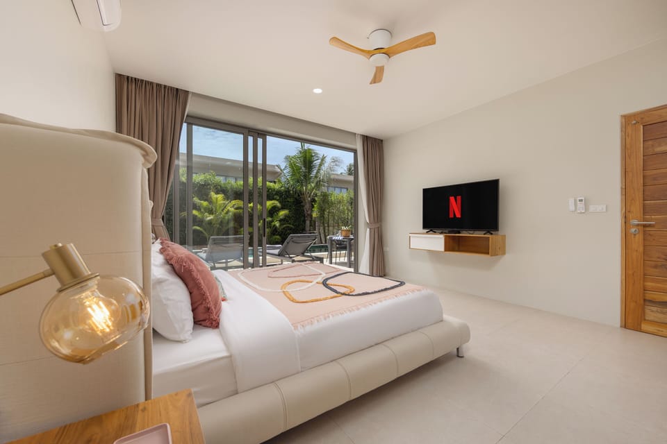 Deluxe Villa, 3 Bedrooms, Pool View, Beachside | Blackout drapes, iron/ironing board, cribs (free), WiFi (free)