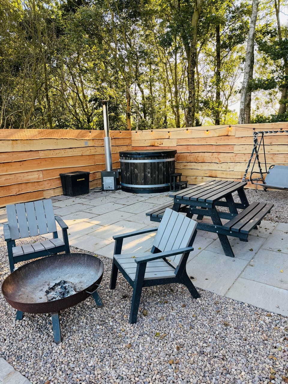 Hot Tub and Outdoor Area
