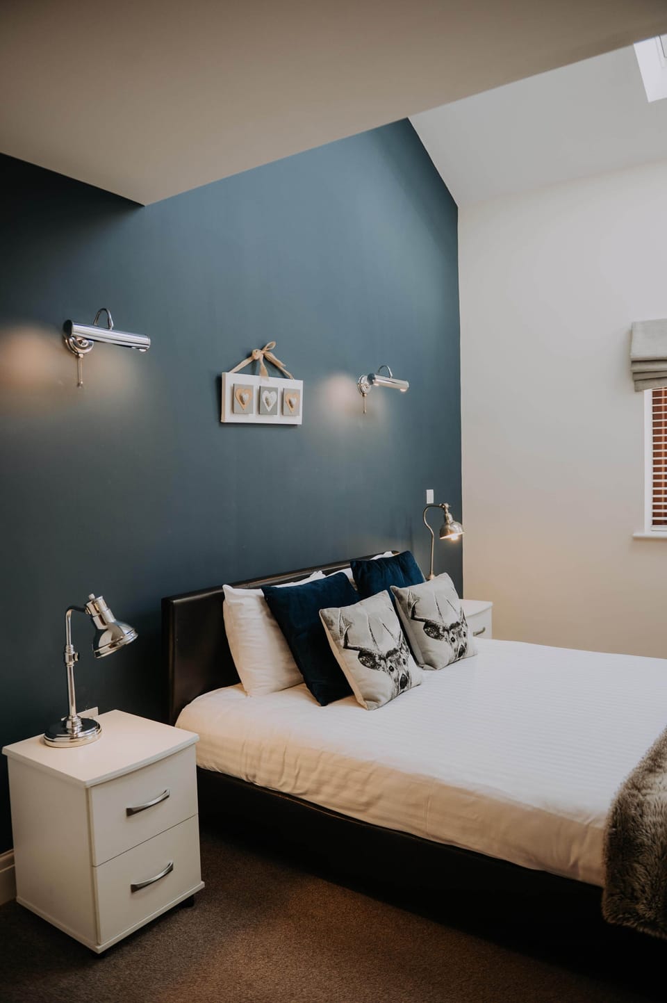 The Wild Woodpecker, Cobblestone Barn