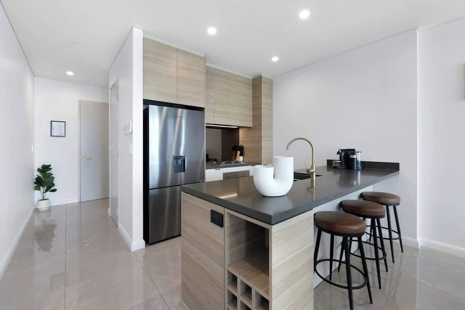 Modern Kitchen & Cooking Essentials