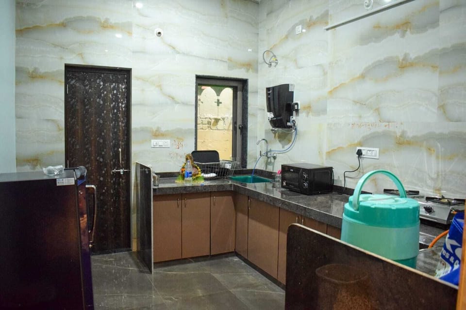 3BHK Entire Villa With Swimming Pool | Private kitchen