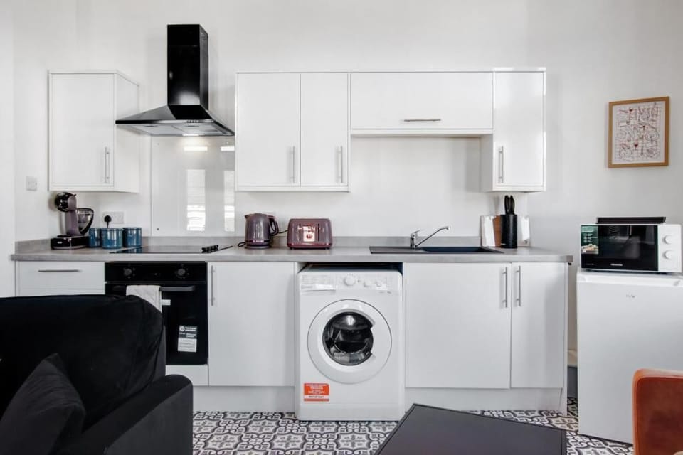 Apartment (The Cardiff Comfort – 2-Bed Apartme) | Private kitchen