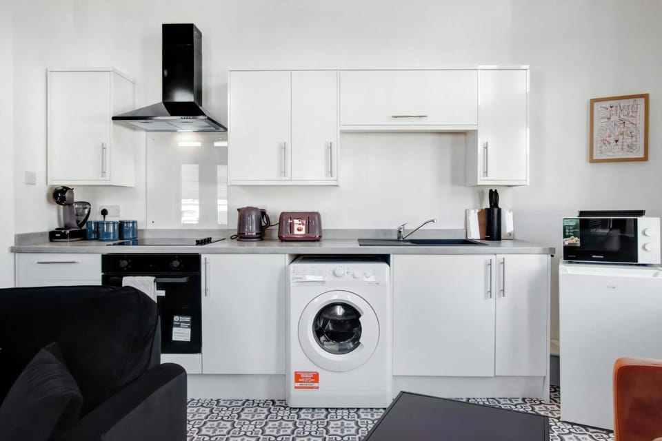 Apartment (The Cardiff Comfort – 2-Bed Apartme) | Private kitchen