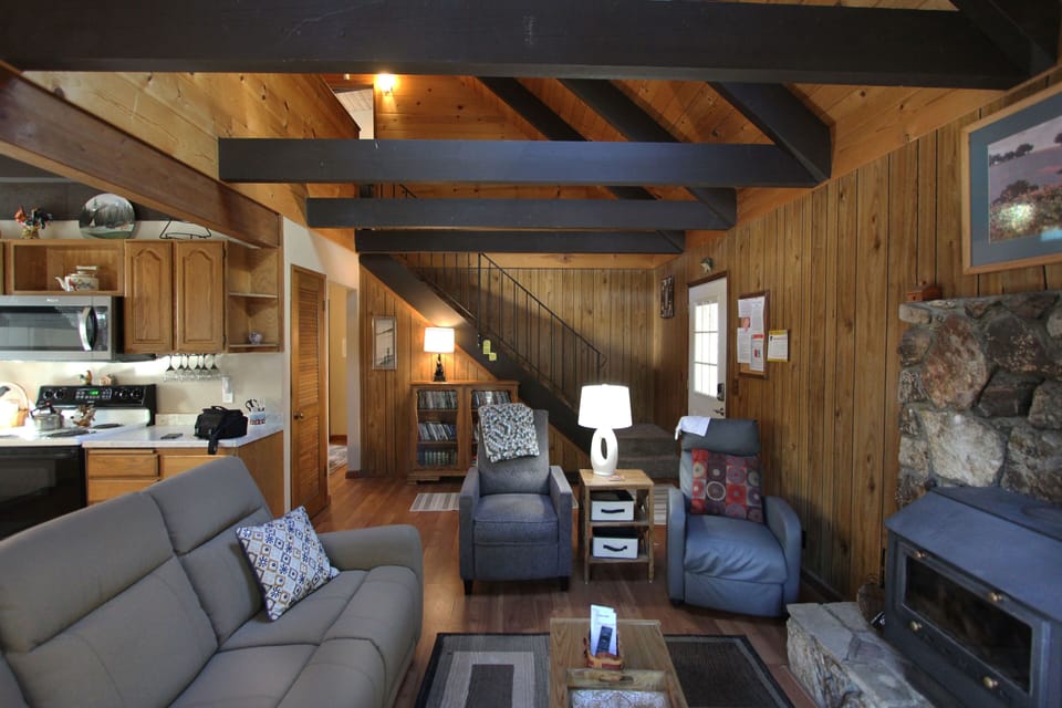House, 3 Bedrooms | Living area