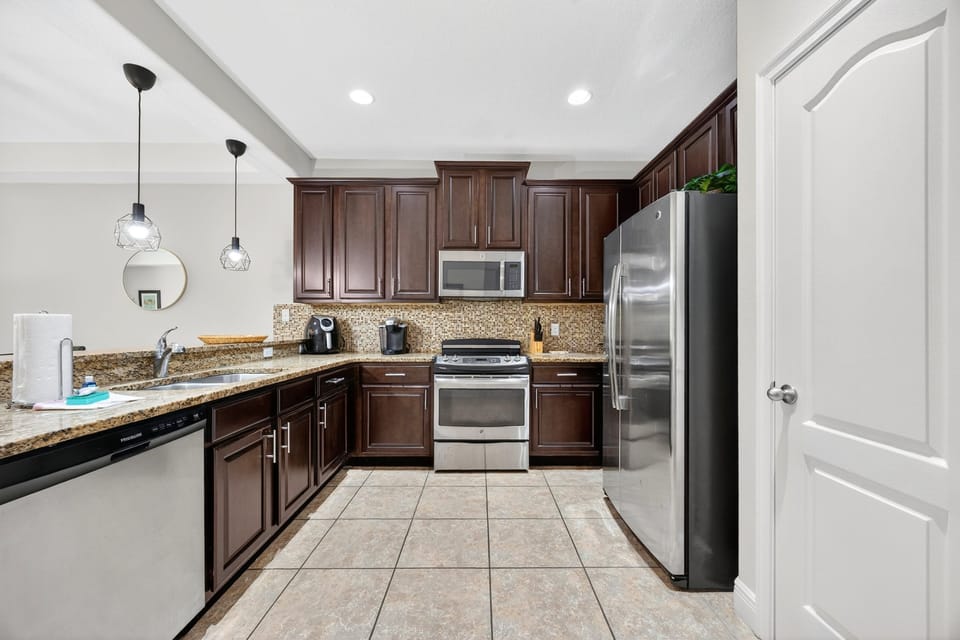 8141Roseville-14