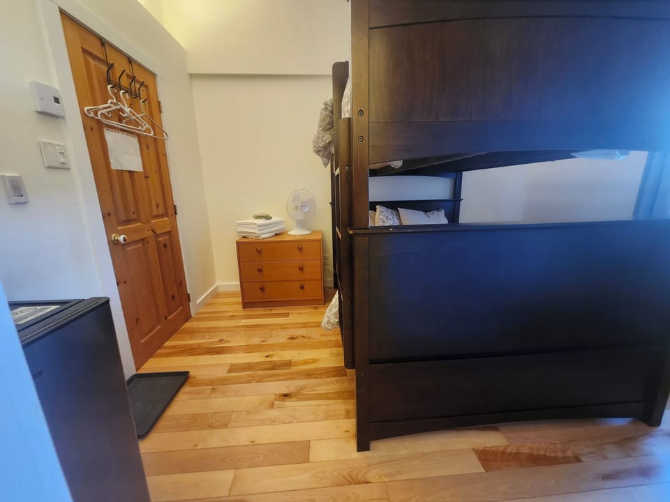 Room 2 | Interior