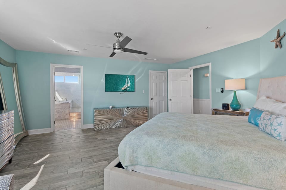 Master bedroom