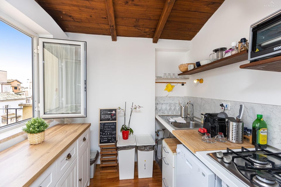 Apartment | Private kitchen | Microwave