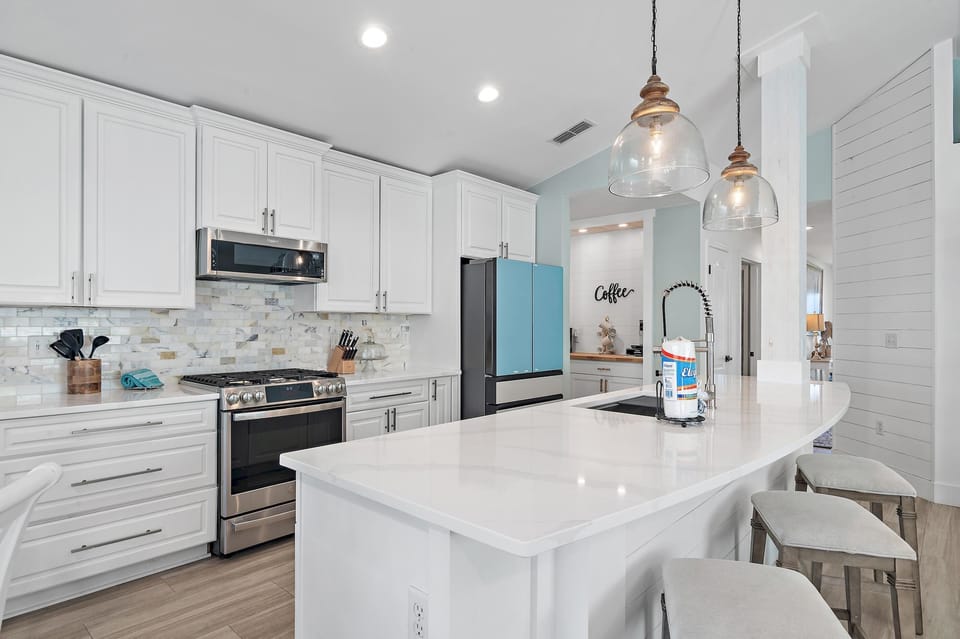 House, Multiple Beds (Secret Beach House) | Private kitchen | Oven, toaster