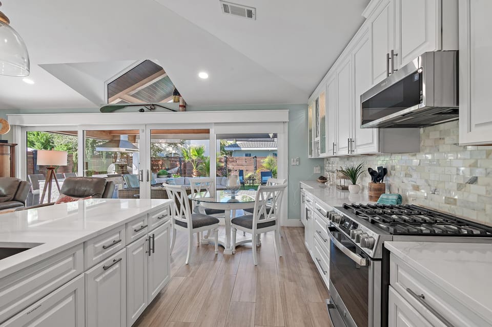 House, Multiple Beds (Secret Beach House) | Private kitchen | Oven, toaster