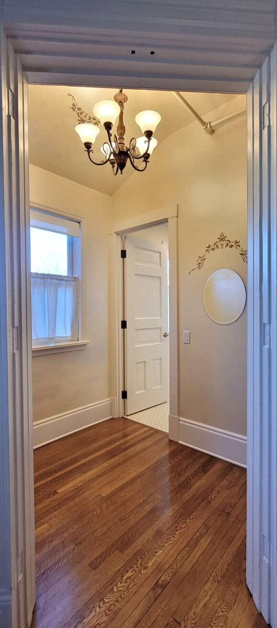 Farrington Suite | Egyptian cotton sheets, premium bedding, down comforters