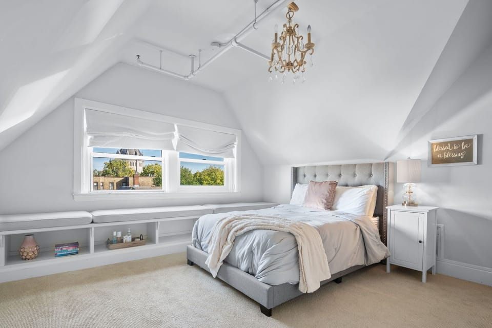 Summit | Egyptian cotton sheets, premium bedding, down comforters