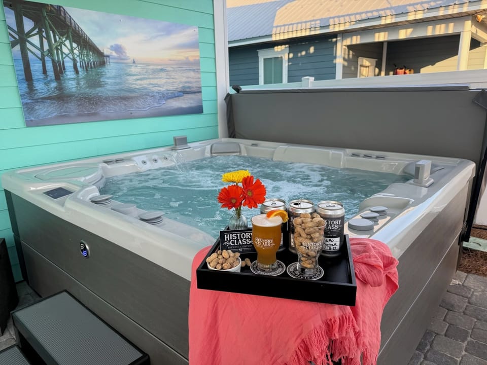 Outdoor spa tub