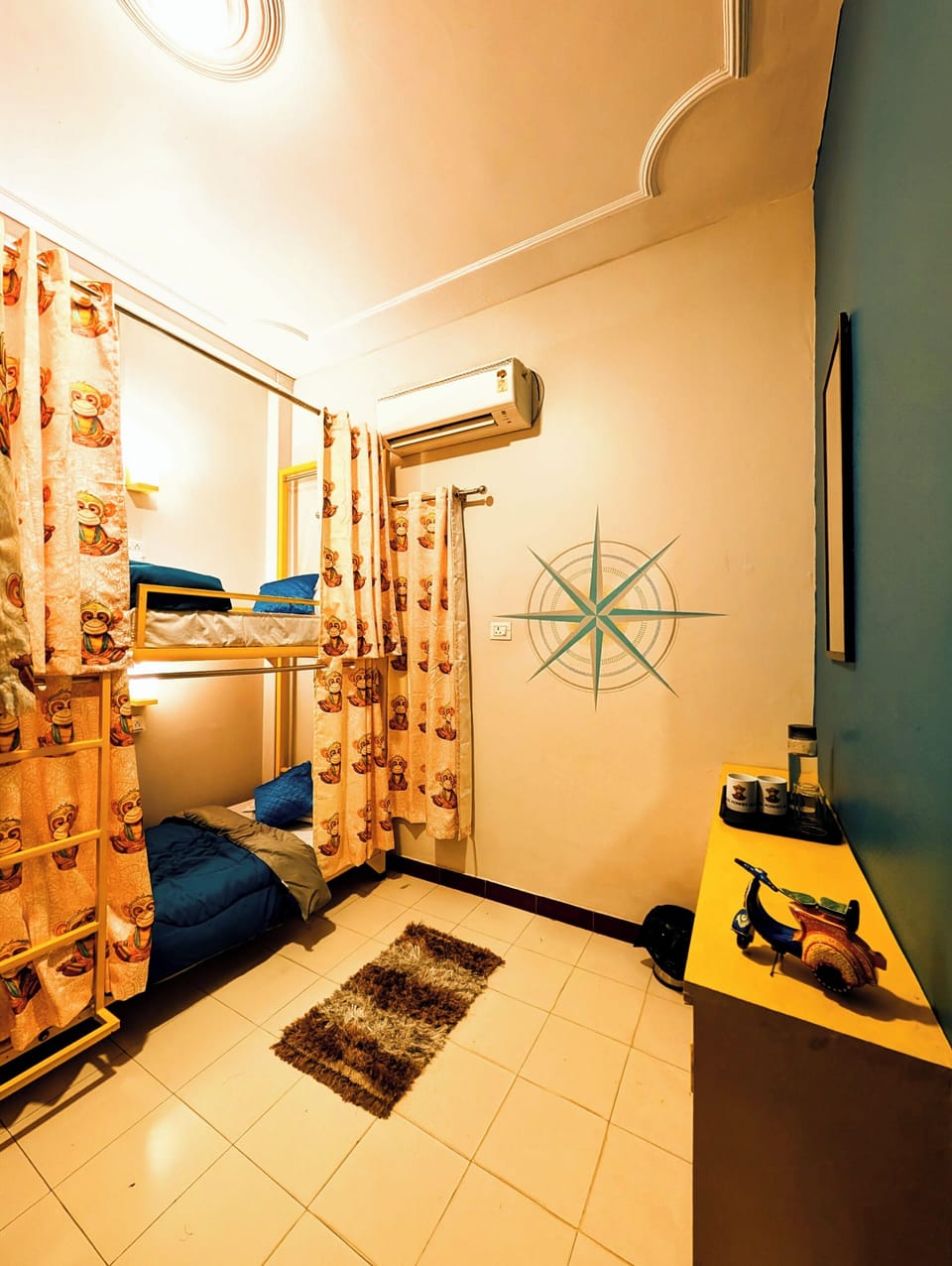 Comfort Shared Dormitory, Women only, Non Smoking, Air conditioning | Memory foam beds, laptop workspace, free WiFi, bed sheets